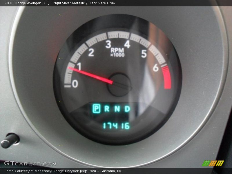 Bright Silver Metallic / Dark Slate Gray 2010 Dodge Avenger SXT