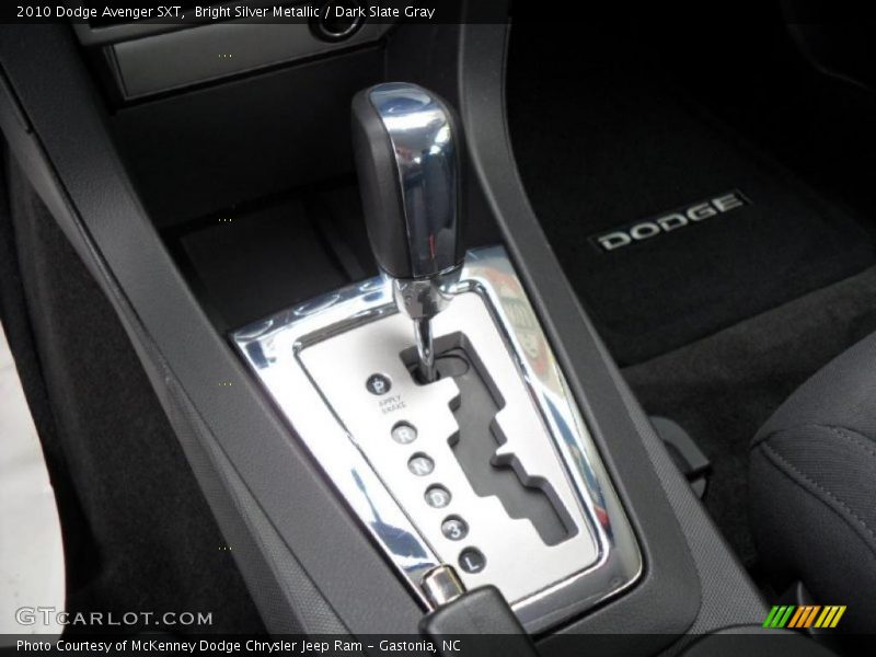 Bright Silver Metallic / Dark Slate Gray 2010 Dodge Avenger SXT