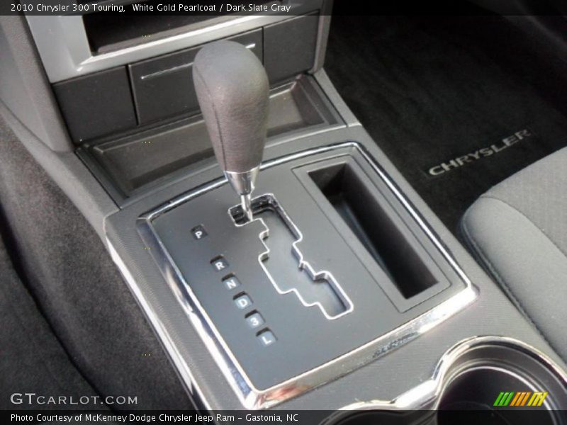 White Gold Pearlcoat / Dark Slate Gray 2010 Chrysler 300 Touring