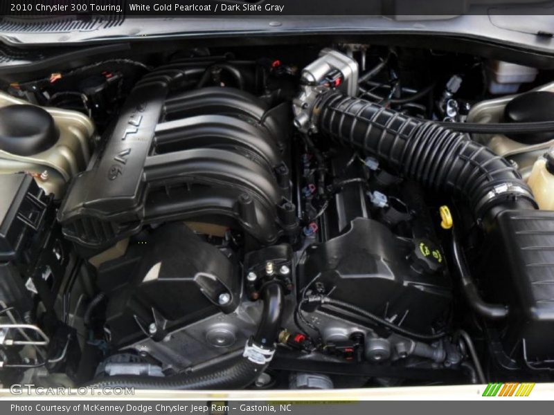 White Gold Pearlcoat / Dark Slate Gray 2010 Chrysler 300 Touring