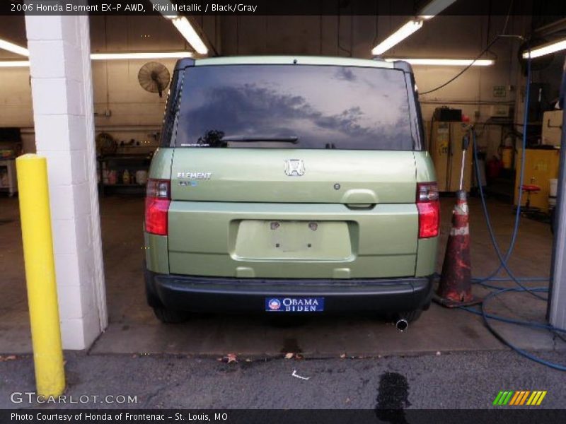 Kiwi Metallic / Black/Gray 2006 Honda Element EX-P AWD