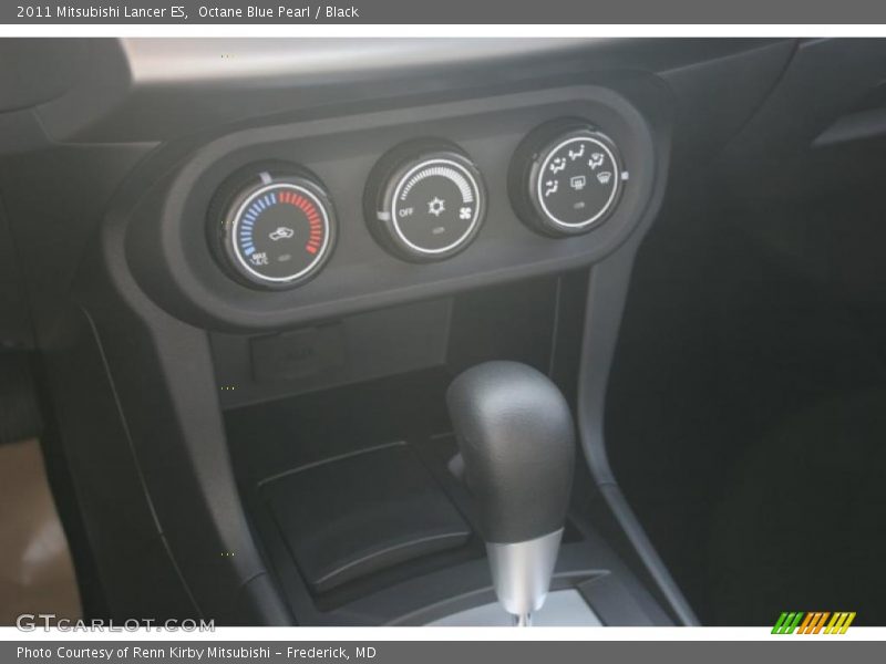 Octane Blue Pearl / Black 2011 Mitsubishi Lancer ES