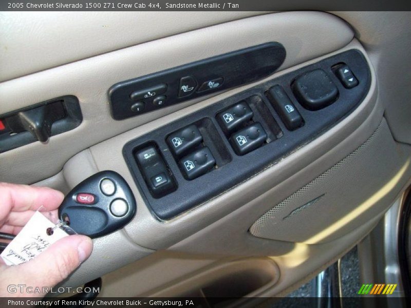 Sandstone Metallic / Tan 2005 Chevrolet Silverado 1500 Z71 Crew Cab 4x4