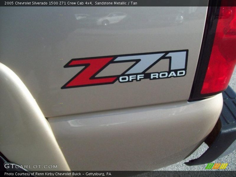 Sandstone Metallic / Tan 2005 Chevrolet Silverado 1500 Z71 Crew Cab 4x4