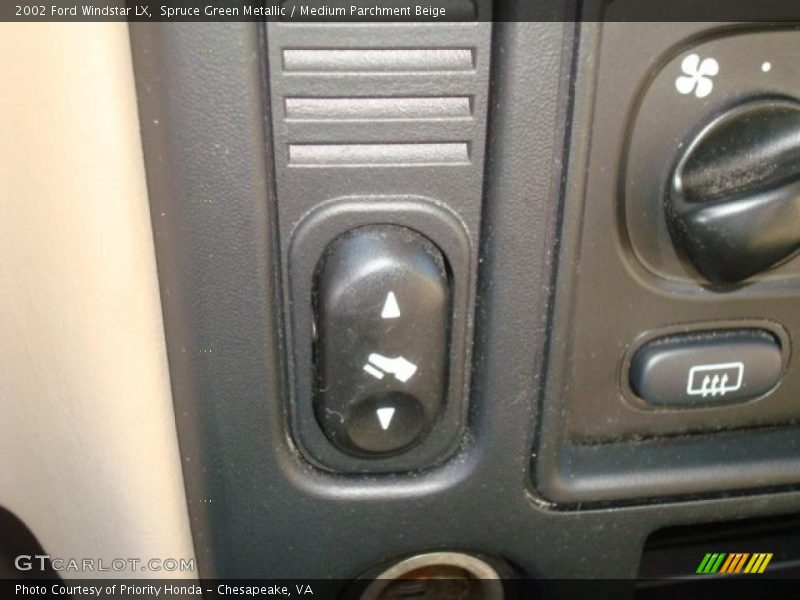 Controls of 2002 Windstar LX