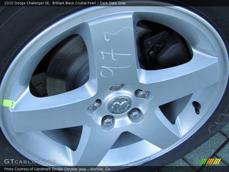Brilliant Black Crystal Pearl / Dark Slate Gray 2010 Dodge Challenger SE