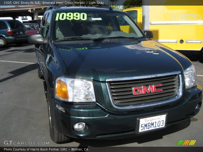 Emerald Jewel Green Metallic / Light Gray 2005 GMC Envoy XL SLE