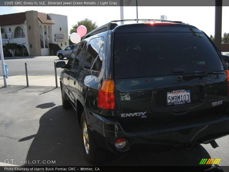 Emerald Jewel Green Metallic / Light Gray 2005 GMC Envoy XL SLE