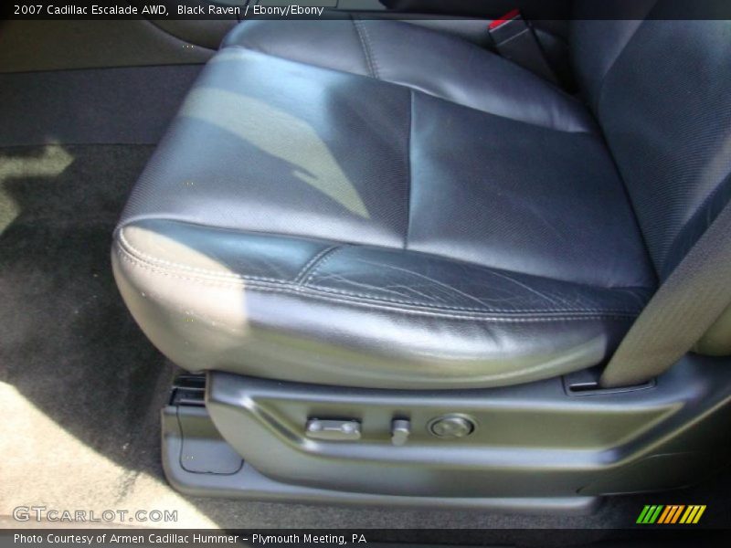 Black Raven / Ebony/Ebony 2007 Cadillac Escalade AWD