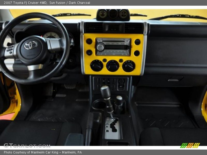 Sun Fusion / Dark Charcoal 2007 Toyota FJ Cruiser 4WD