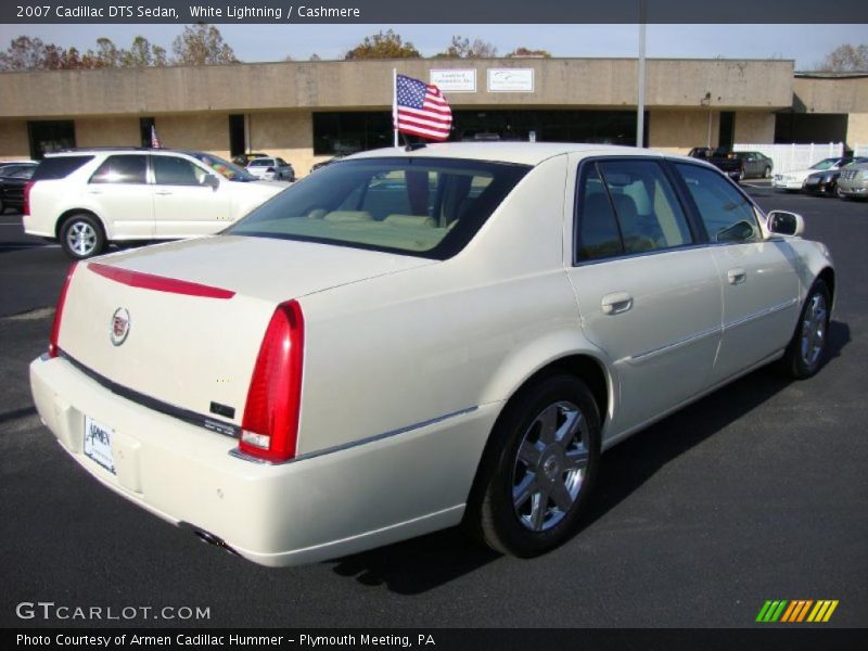 White Lightning / Cashmere 2007 Cadillac DTS Sedan