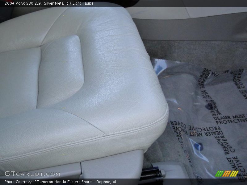Silver Metallic / Light Taupe 2004 Volvo S80 2.9