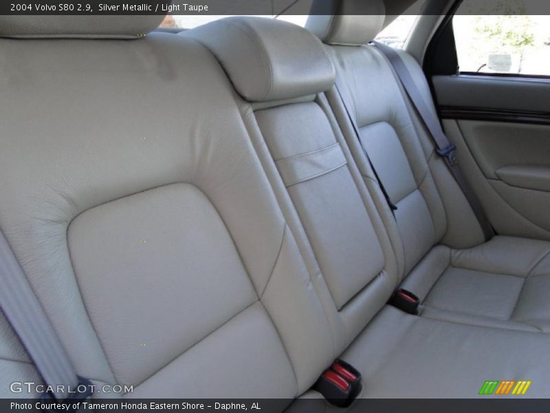 Silver Metallic / Light Taupe 2004 Volvo S80 2.9
