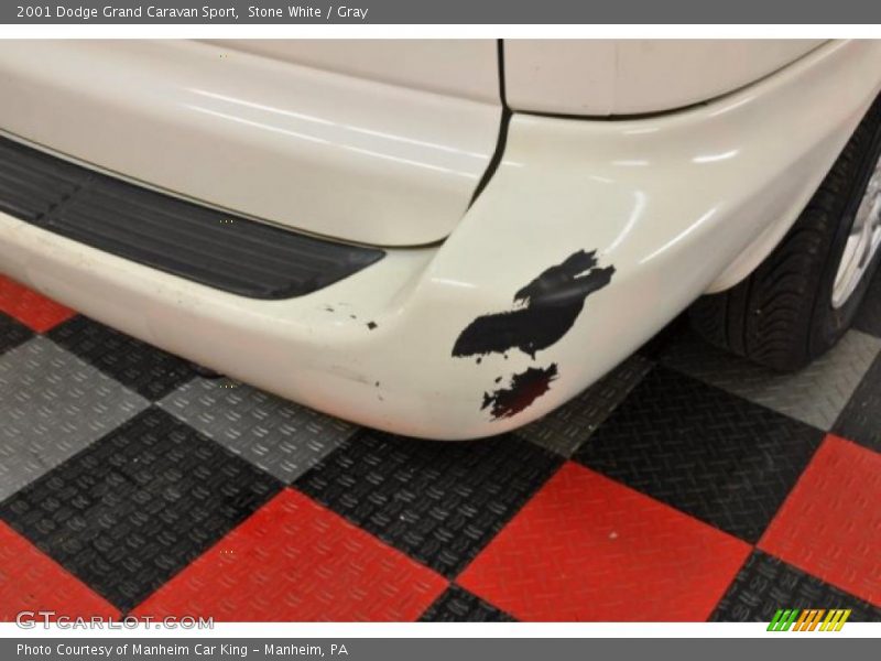 Stone White / Gray 2001 Dodge Grand Caravan Sport