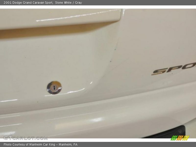 Stone White / Gray 2001 Dodge Grand Caravan Sport