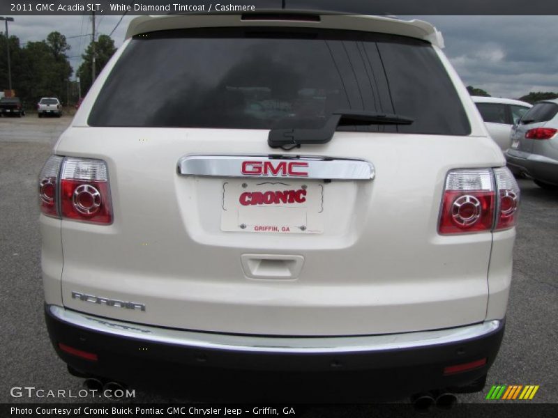 White Diamond Tintcoat / Cashmere 2011 GMC Acadia SLT