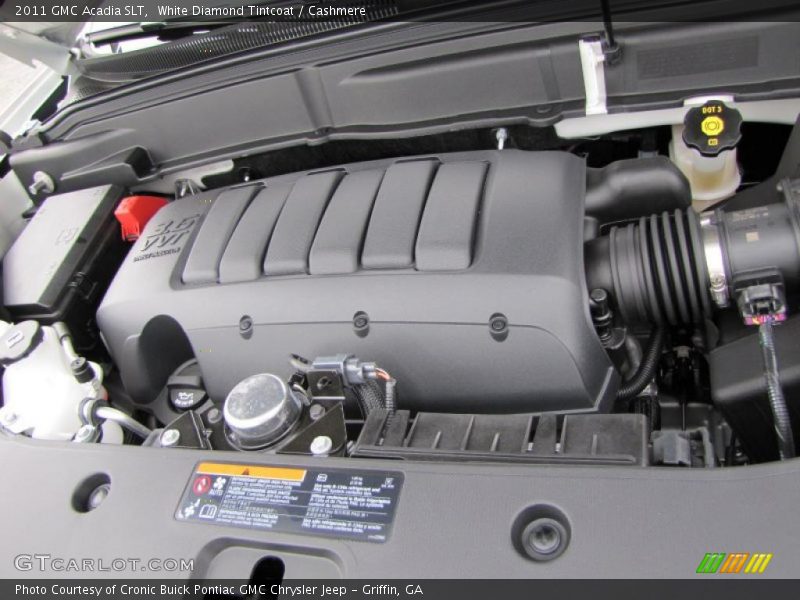 White Diamond Tintcoat / Cashmere 2011 GMC Acadia SLT