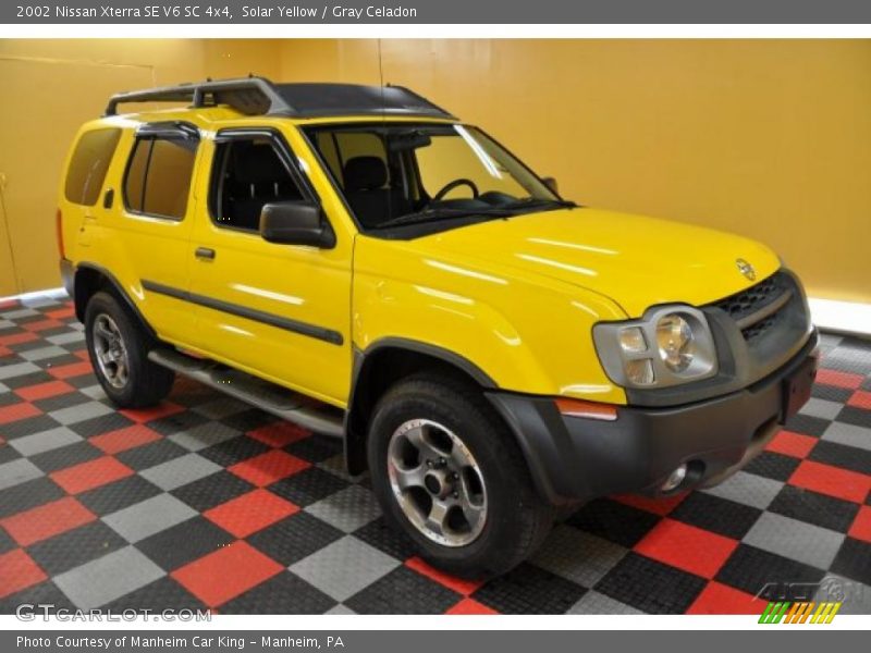  2002 Xterra SE V6 SC 4x4 Solar Yellow