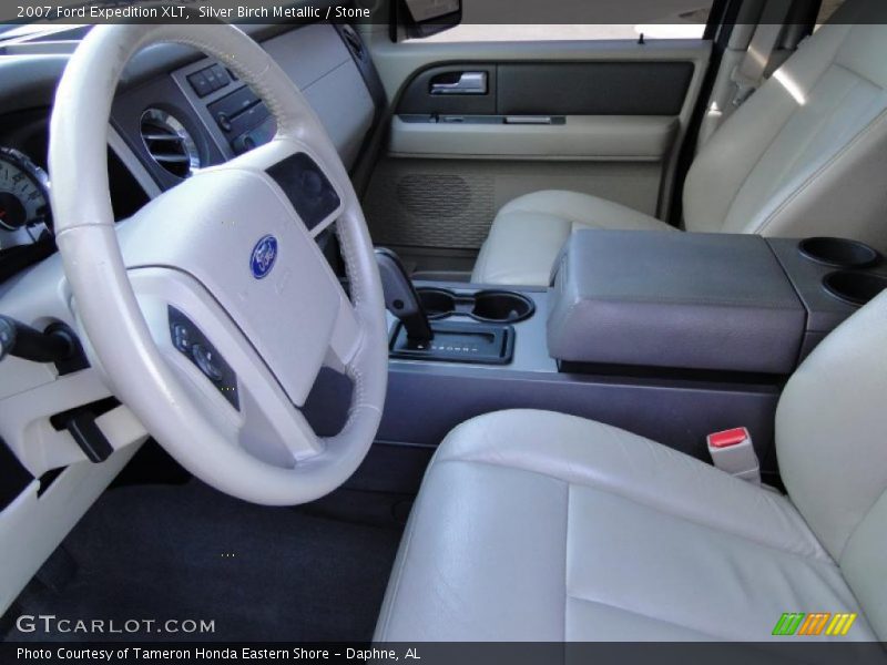  2007 Expedition XLT Stone Interior