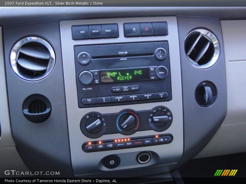 Controls of 2007 Expedition XLT
