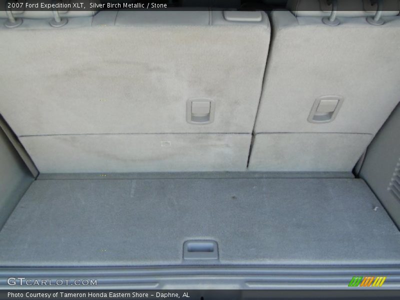  2007 Expedition XLT Trunk