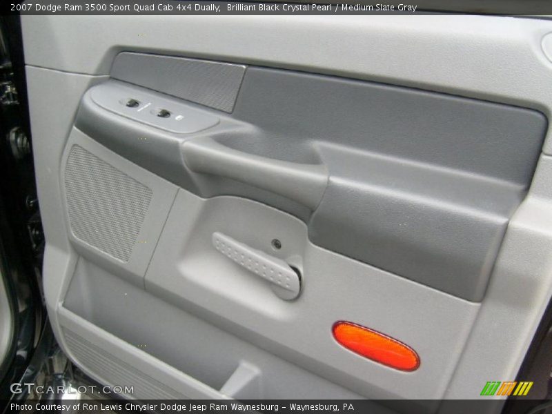 Door Panel of 2007 Ram 3500 Sport Quad Cab 4x4 Dually