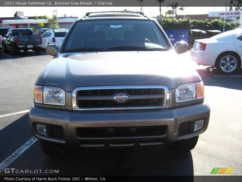 Bronzed Gray Metallic / Charcoal 2001 Nissan Pathfinder LE