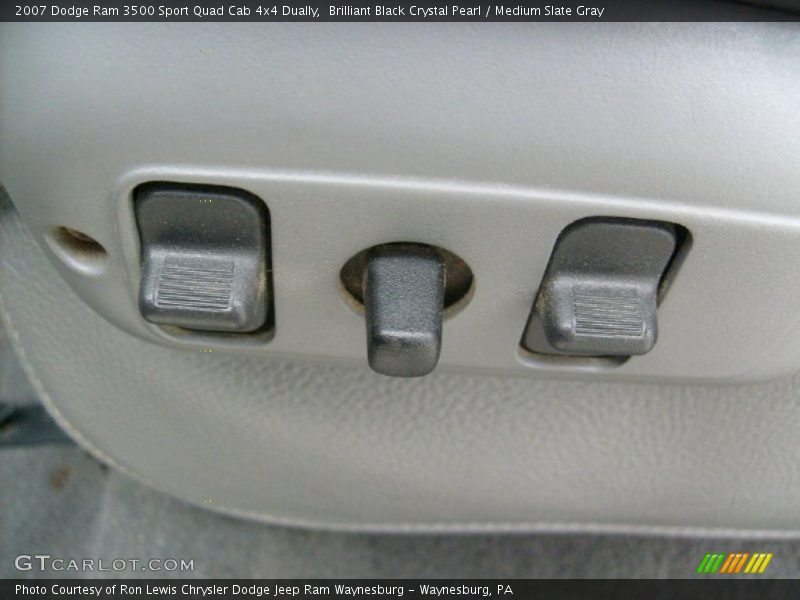 Controls of 2007 Ram 3500 Sport Quad Cab 4x4 Dually