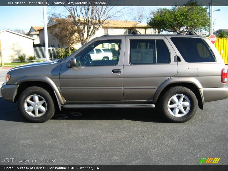 Bronzed Gray Metallic / Charcoal 2001 Nissan Pathfinder LE