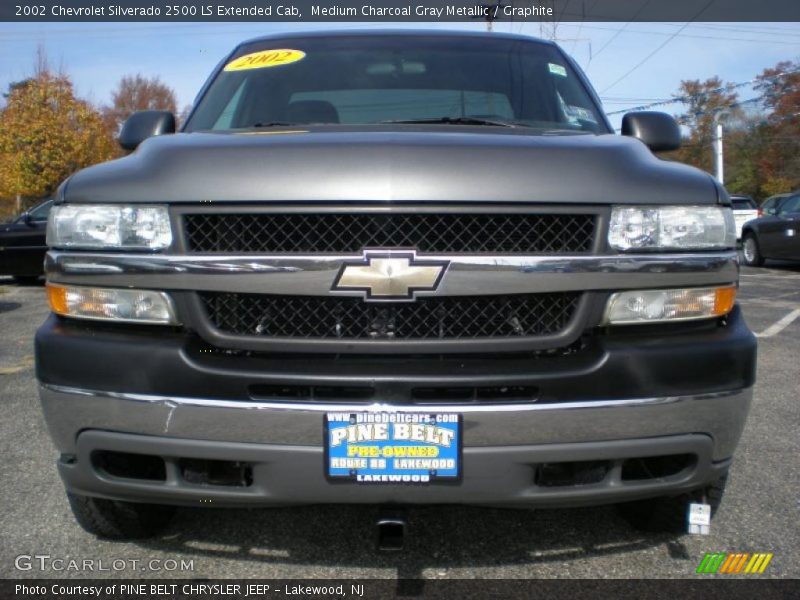 Medium Charcoal Gray Metallic / Graphite 2002 Chevrolet Silverado 2500 LS Extended Cab