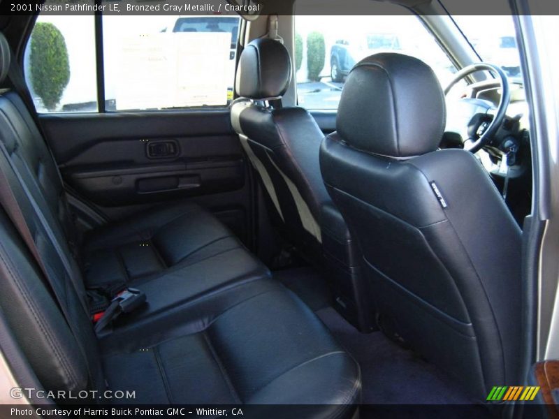 Bronzed Gray Metallic / Charcoal 2001 Nissan Pathfinder LE