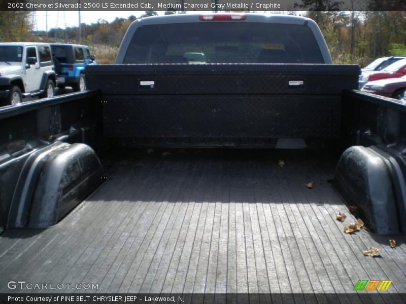 Medium Charcoal Gray Metallic / Graphite 2002 Chevrolet Silverado 2500 LS Extended Cab