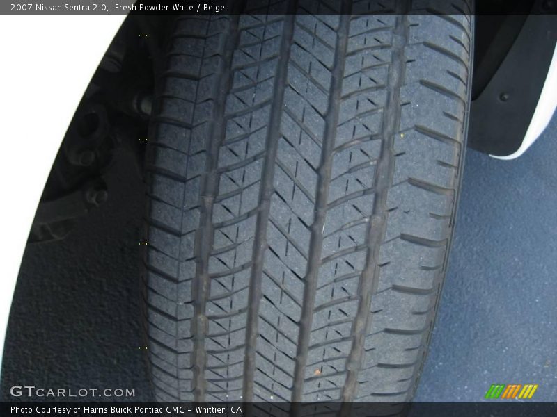 Fresh Powder White / Beige 2007 Nissan Sentra 2.0