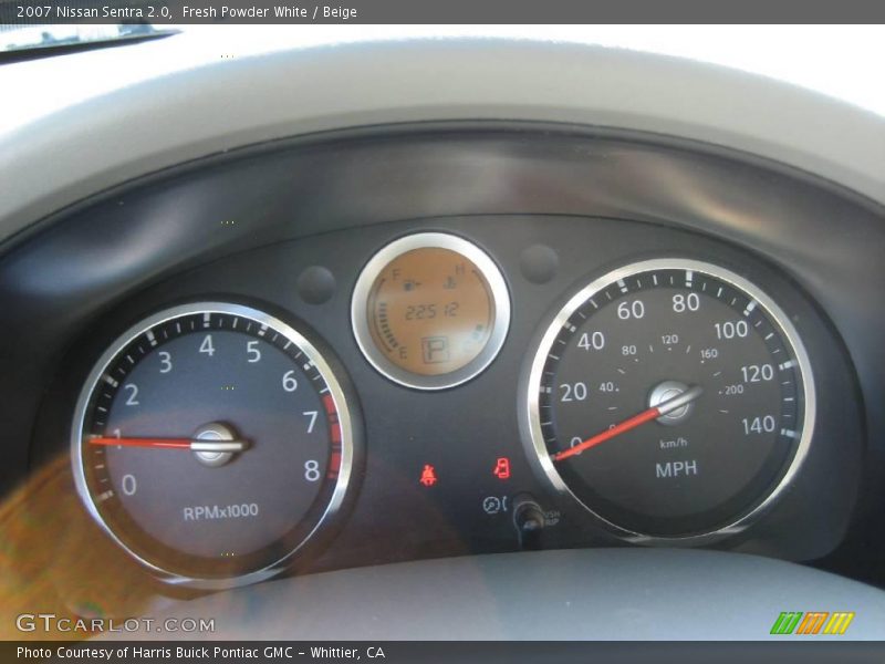 Fresh Powder White / Beige 2007 Nissan Sentra 2.0