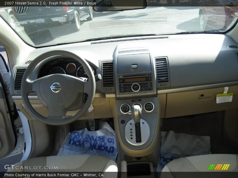 Fresh Powder White / Beige 2007 Nissan Sentra 2.0