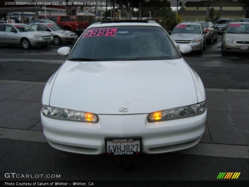 Arctic White / Dark Gray 2000 Oldsmobile Intrigue GLS