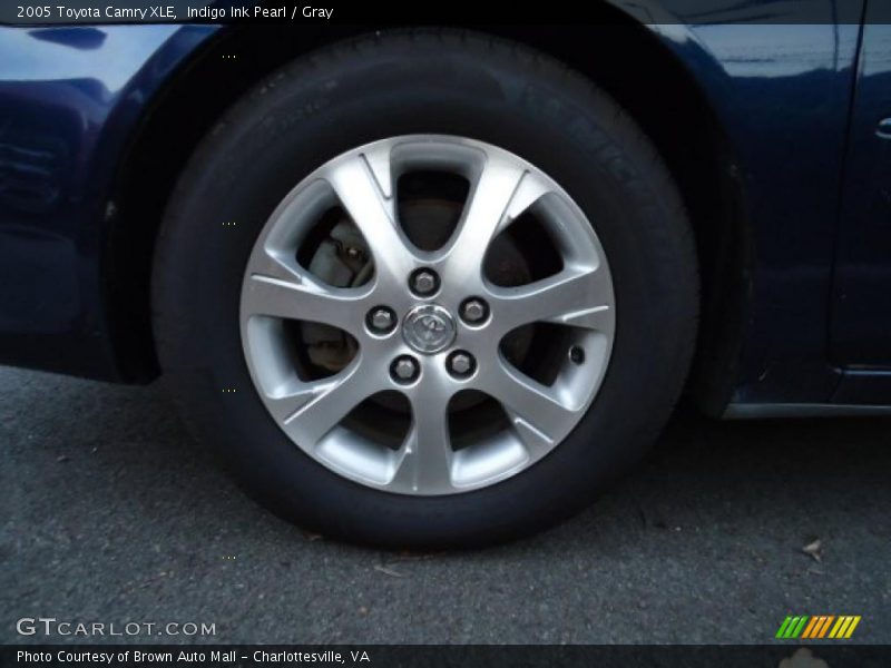 Indigo Ink Pearl / Gray 2005 Toyota Camry XLE