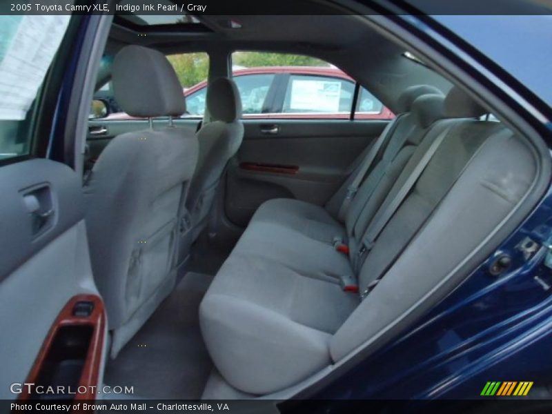Indigo Ink Pearl / Gray 2005 Toyota Camry XLE