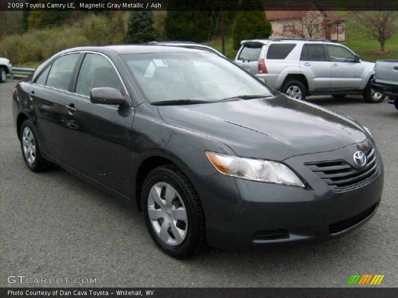 Magnetic Gray Metallic / Ash 2009 Toyota Camry LE