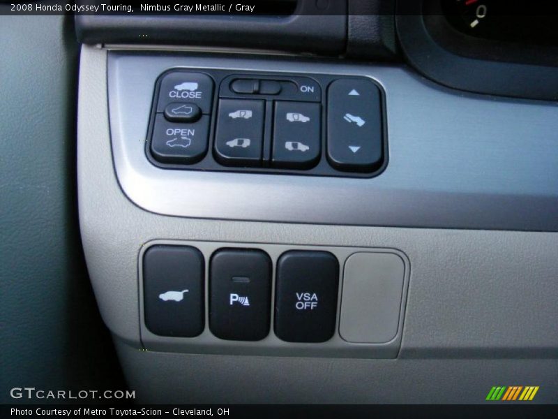 Controls of 2008 Odyssey Touring