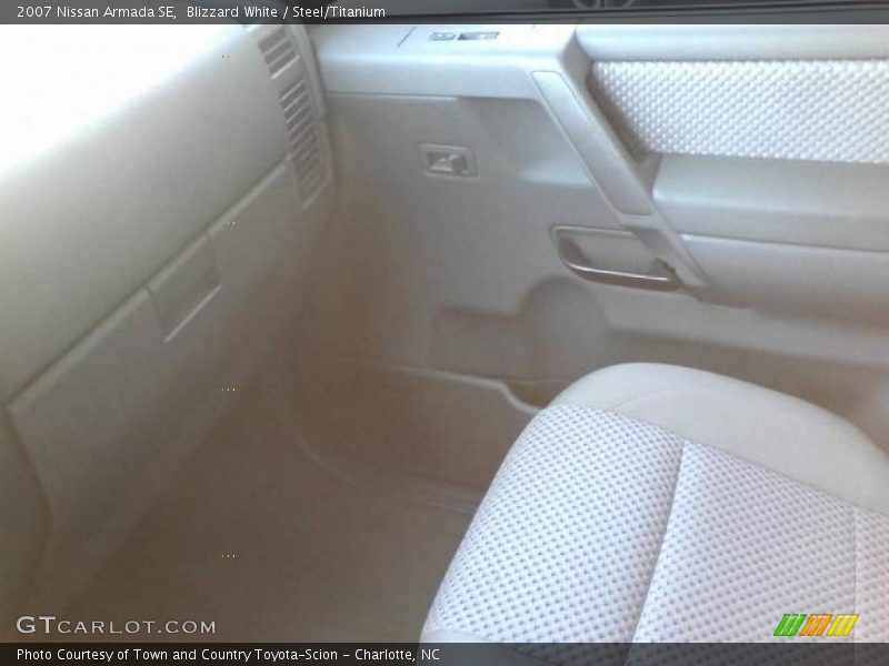 Blizzard White / Steel/Titanium 2007 Nissan Armada SE