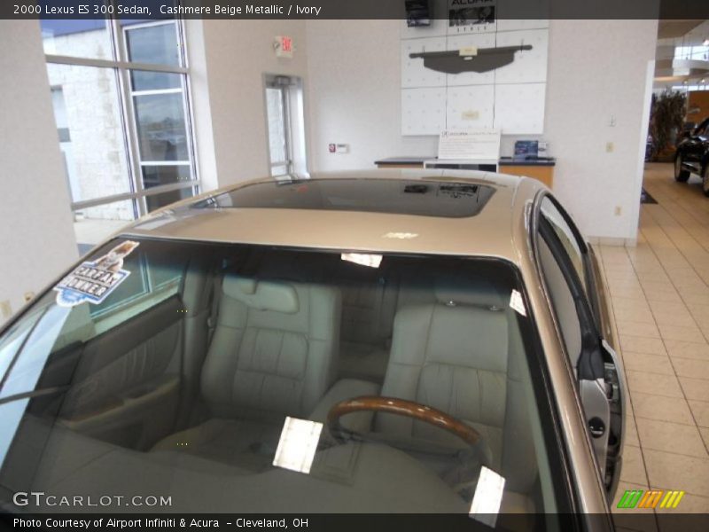 Cashmere Beige Metallic / Ivory 2000 Lexus ES 300 Sedan