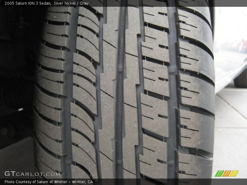 Silver Nickel / Gray 2005 Saturn ION 3 Sedan