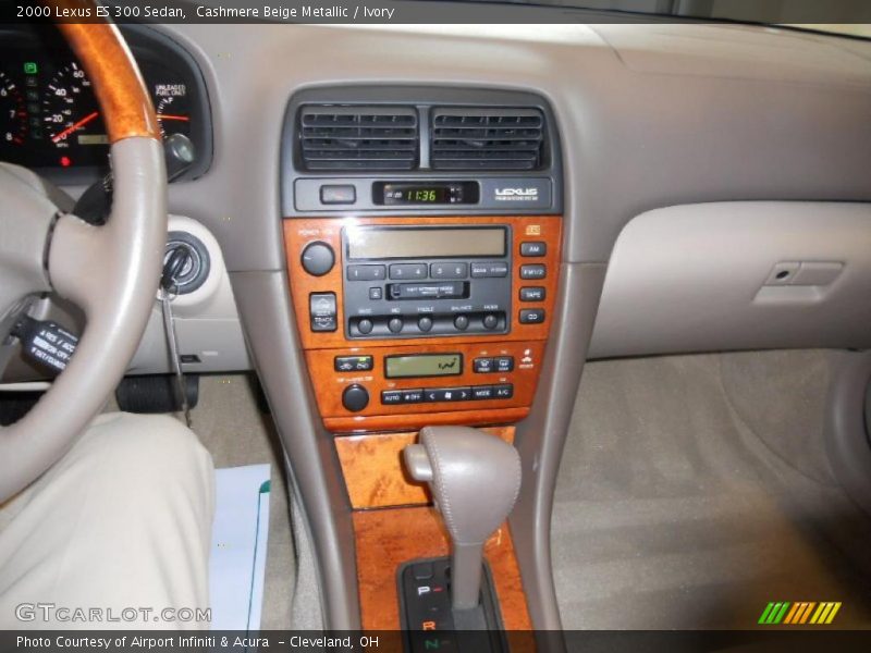Cashmere Beige Metallic / Ivory 2000 Lexus ES 300 Sedan