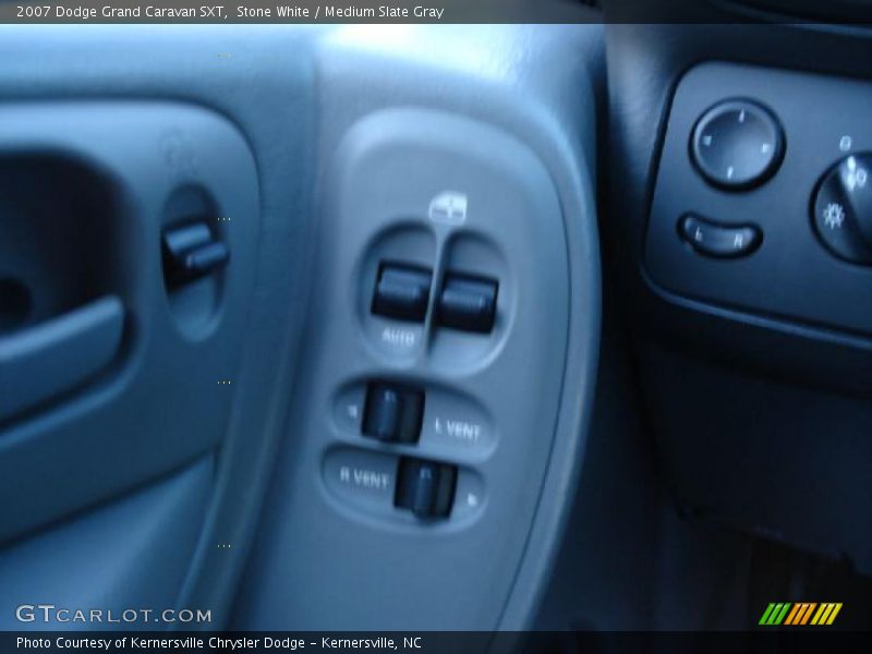 Stone White / Medium Slate Gray 2007 Dodge Grand Caravan SXT