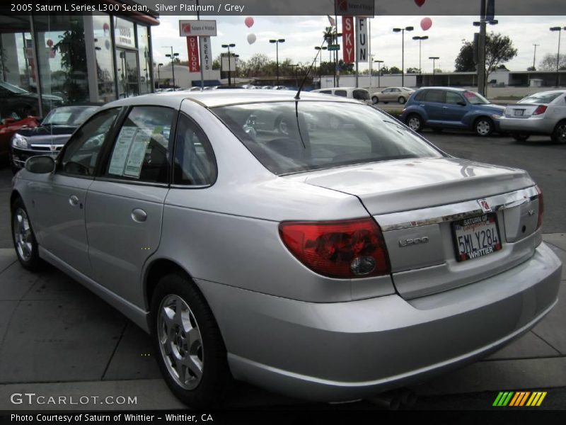 Silver Platinum / Grey 2005 Saturn L Series L300 Sedan