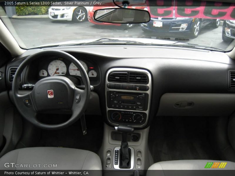 Silver Platinum / Grey 2005 Saturn L Series L300 Sedan