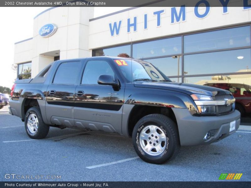 Onyx Black / Graphite 2002 Chevrolet Avalanche 4WD