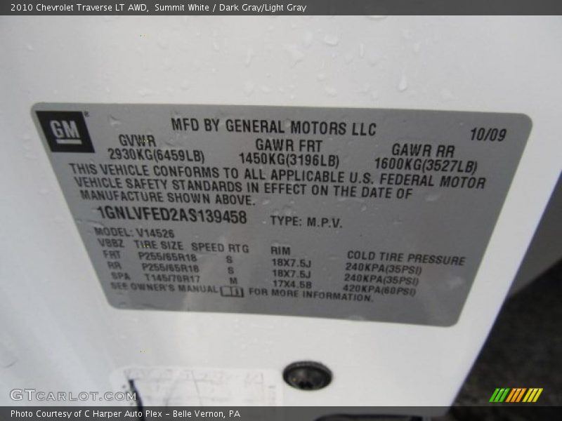 Summit White / Dark Gray/Light Gray 2010 Chevrolet Traverse LT AWD