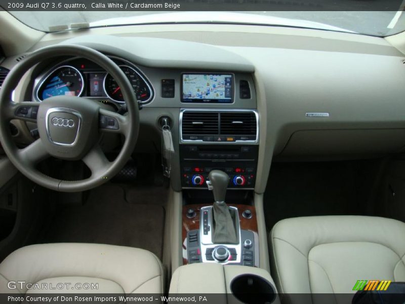 Dashboard of 2009 Q7 3.6 quattro
